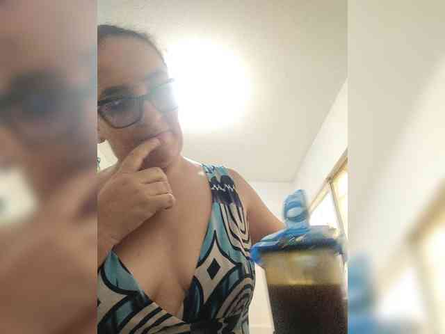 SaimaJayyeb webcam