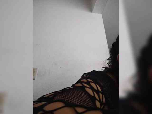 Modèle: SaimaJayyeb