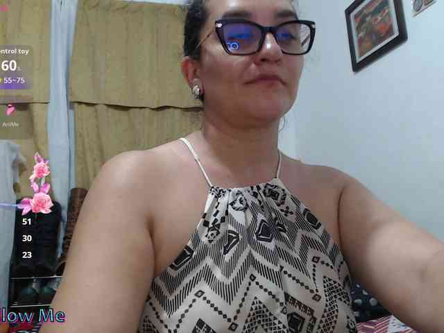 Modèle: SaimaJayyeb