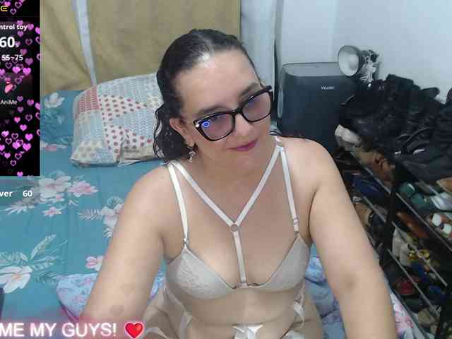 SaimaJayyeb webcam