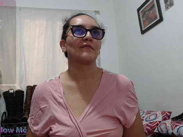 Modèle: SaimaJayyeb