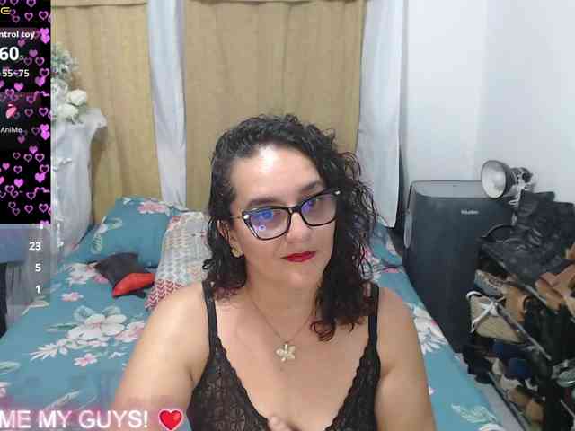 Modèle: SaimaJayyeb