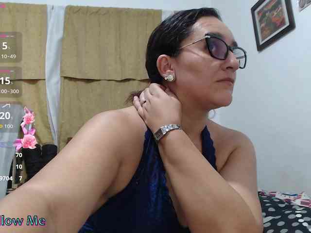 SaimaJayyeb webcam