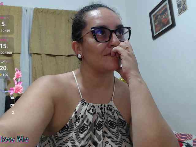 SaimaJayyeb webcam
