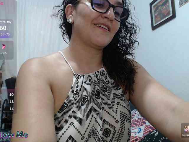 SaimaJayyeb webcam