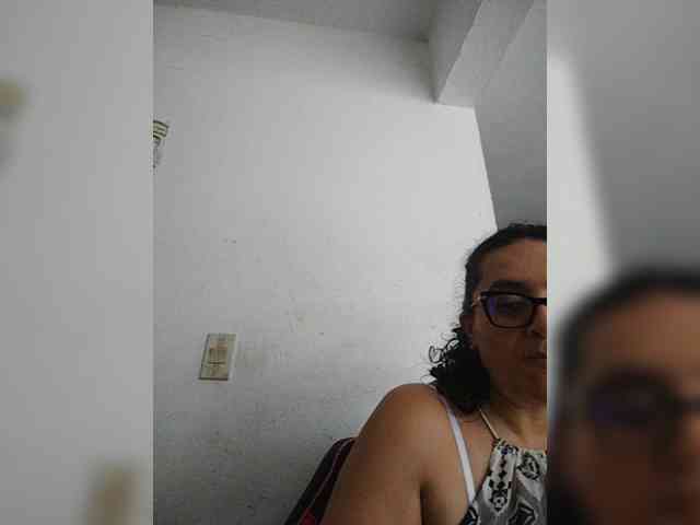 Modèle: SaimaJayyeb