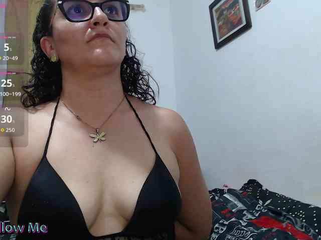 Modèle: SaimaJayyeb