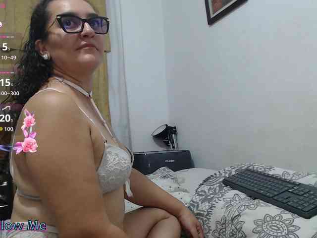 SaimaJayyeb webcam