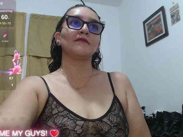 Modèle: SaimaJayyeb