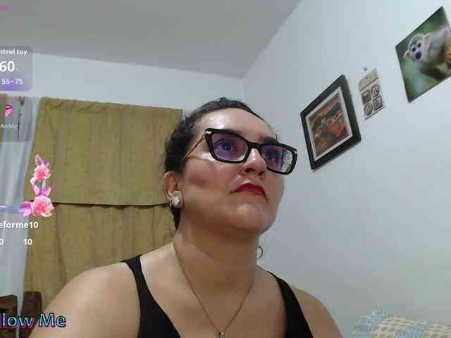 SaimaJayyeb webcam