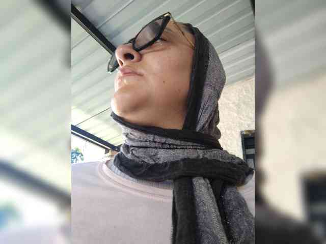 Modèle: SaimaJayyeb