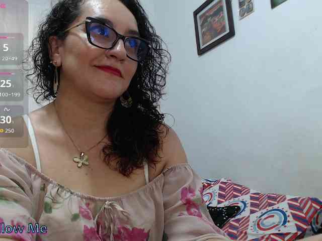 SaimaJayyeb webcam