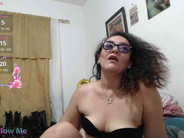 SaimaJayyeb webcam