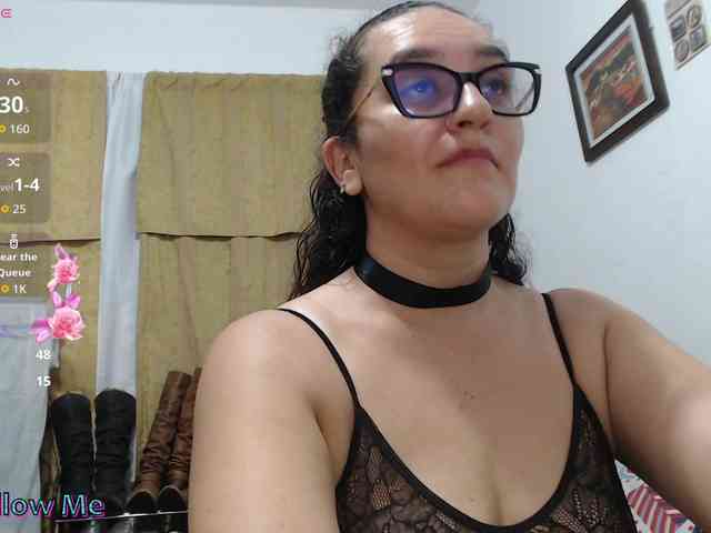 Modèle: SaimaJayyeb
