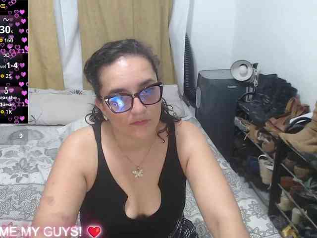SaimaJayyeb webcam