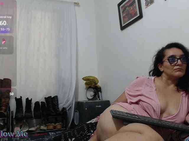 SaimaJayyeb webcam
