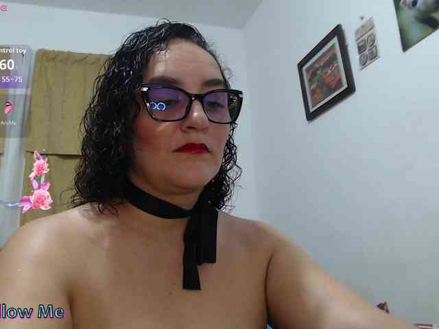SaimaJayyeb webcam