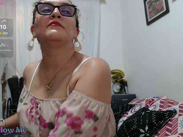 Modèle: SaimaJayyeb