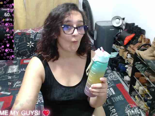 SaimaJayyeb webcam