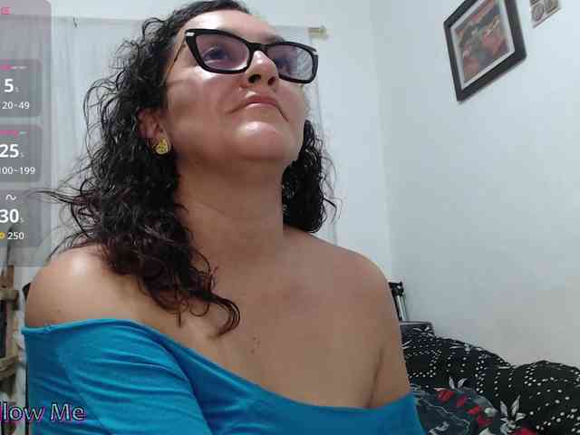 SaimaJayyeb webcam