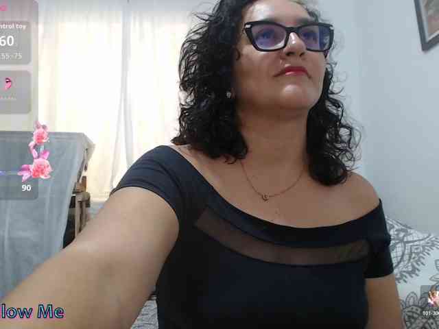 SaimaJayyeb webcam