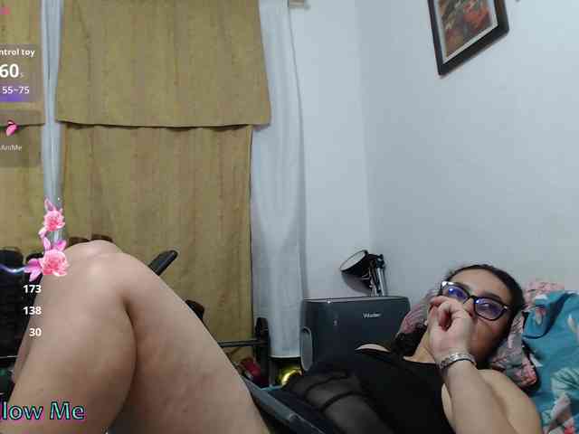 SaimaJayyeb webcam