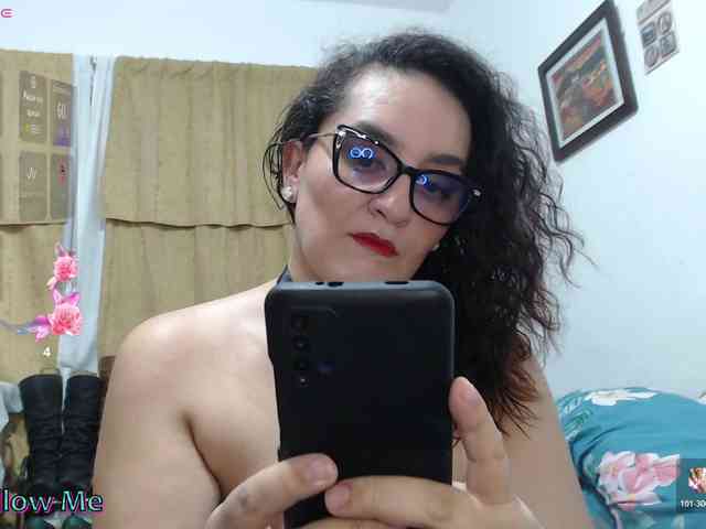 SaimaJayyeb webcam