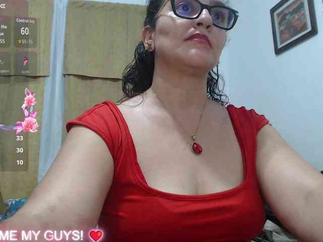 Modèle: SaimaJayyeb