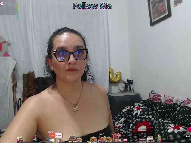 Modèle: SaimaJayyeb