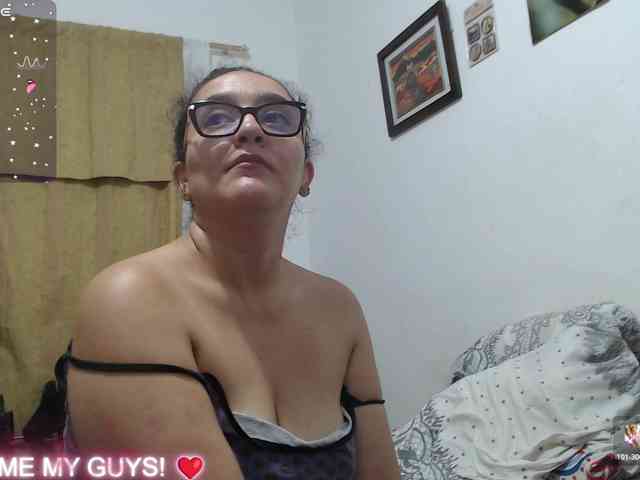 SaimaJayyeb webcam