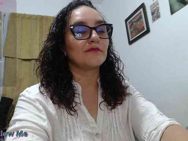 SaimaJayyeb webcam
