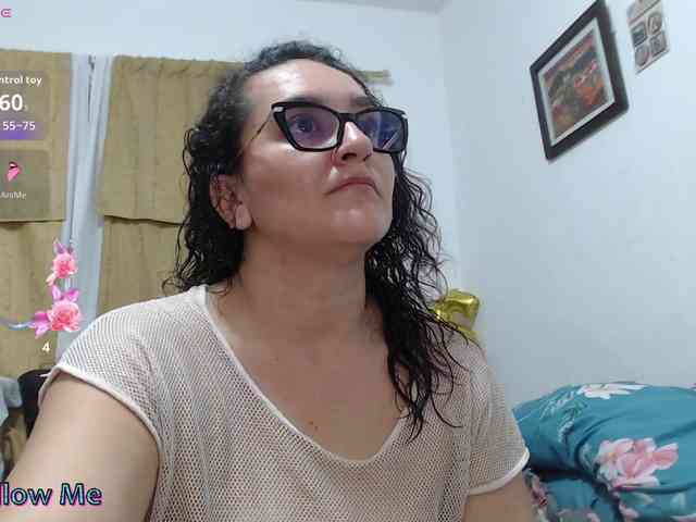 SaimaJayyeb webcam