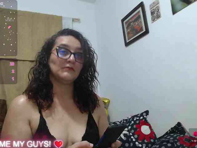 SaimaJayyeb webcam