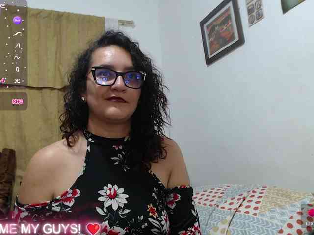 SaimaJayyeb webcam