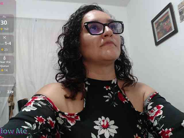SaimaJayyeb webcam