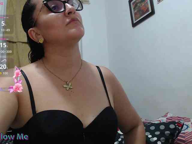 Modèle: SaimaJayyeb