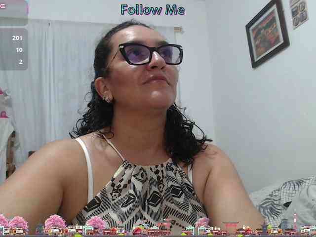 Modèle: SaimaJayyeb