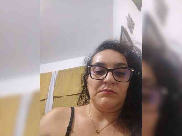 Modèle: SaimaJayyeb