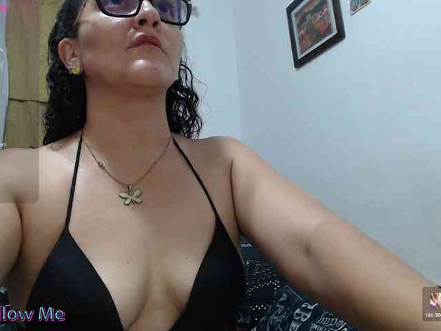 Modèle: SaimaJayyeb