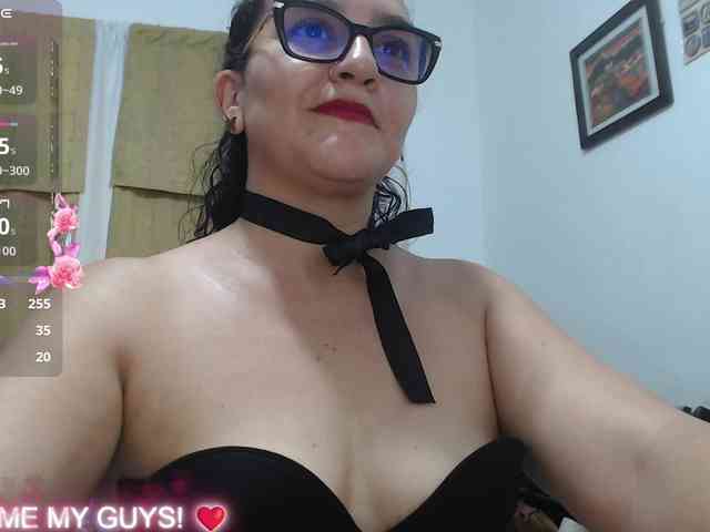 SaimaJayyeb webcam
