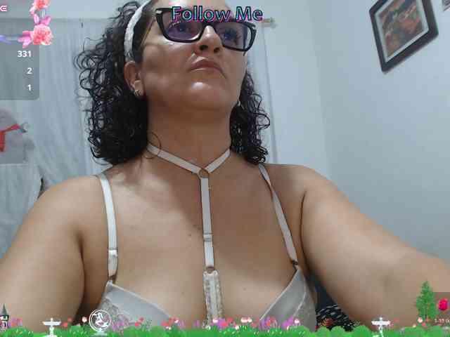 Modèle: SaimaJayyeb