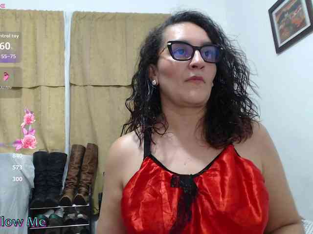 SaimaJayyeb webcam