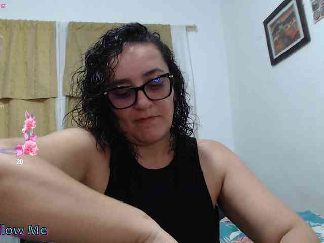 SaimaJayyeb webcam