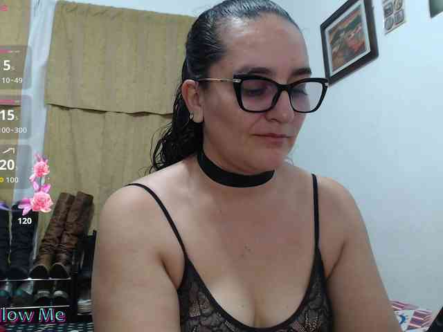 SaimaJayyeb webcam