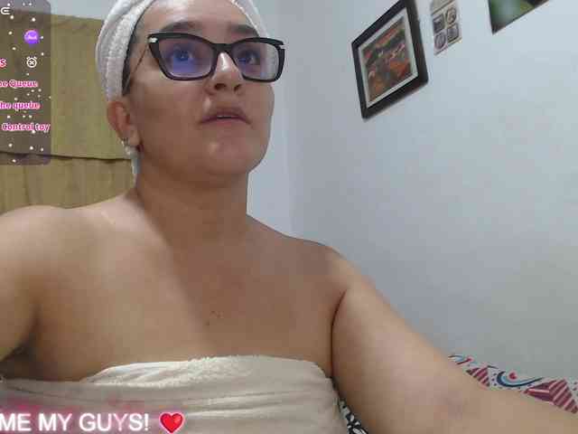 SaimaJayyeb webcam