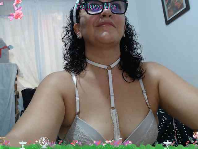 SaimaJayyeb webcam