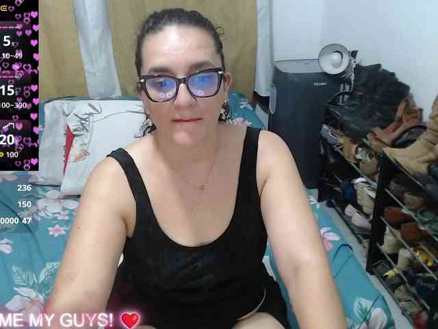 SaimaJayyeb webcam