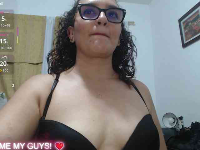 SaimaJayyeb webcam