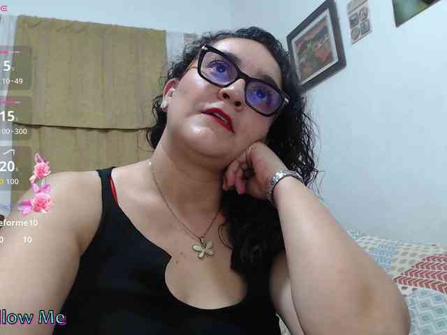 SaimaJayyeb webcam
