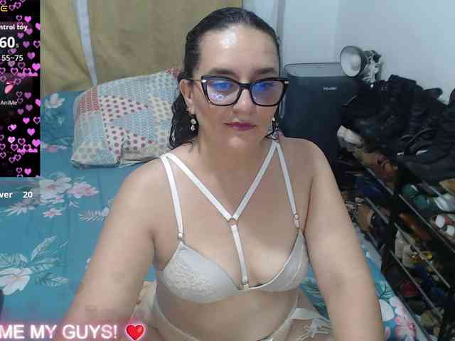 SaimaJayyeb webcam